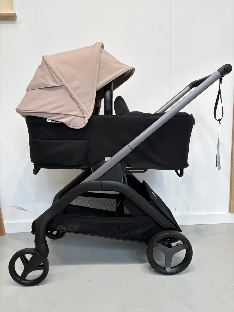 Bugaboo Dragonfly Stroller – Ex-Display (Desert Taupe with Bassinet)