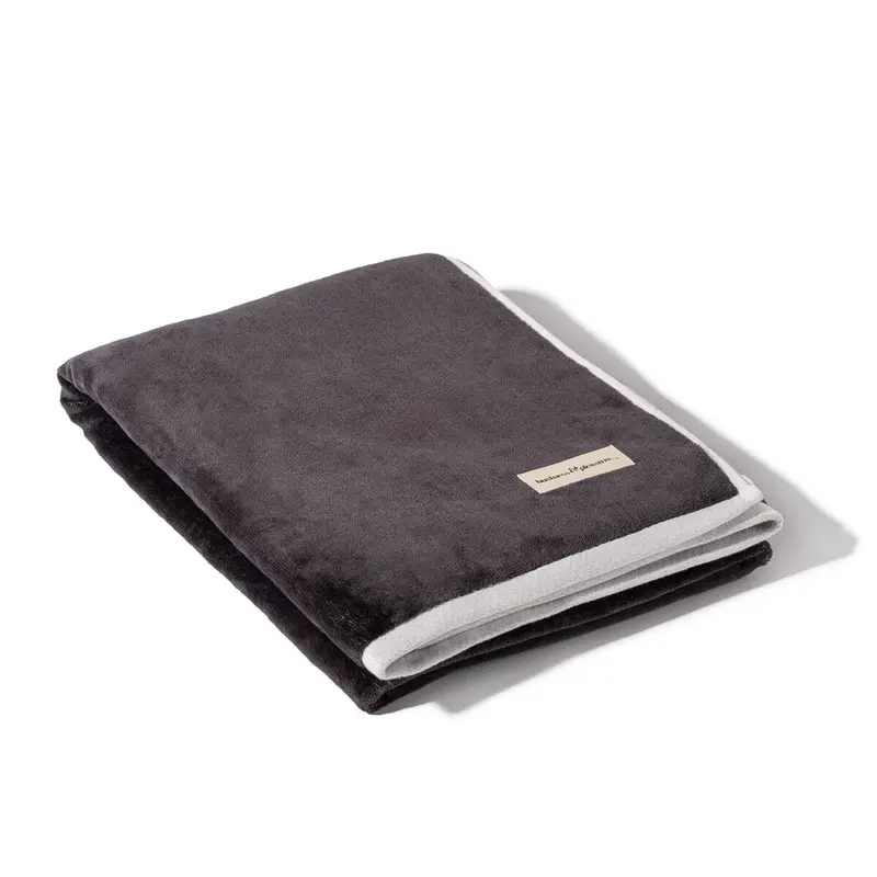 Eco-Friendly Beach Towel – Recycled Materials